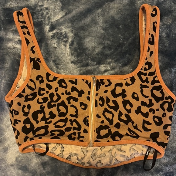 Cheetah print corset style stank. - Picture 2 of 5